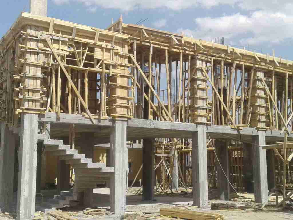 Lapseki İnşaat Kalıpçısı